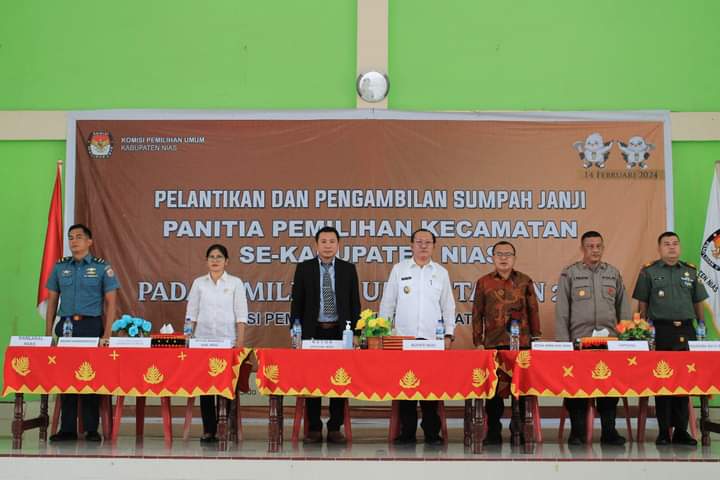 Wakil Bupati Nias Hadiri Pelantikan Panitia Pemilihan Kecamatan 2024 Se